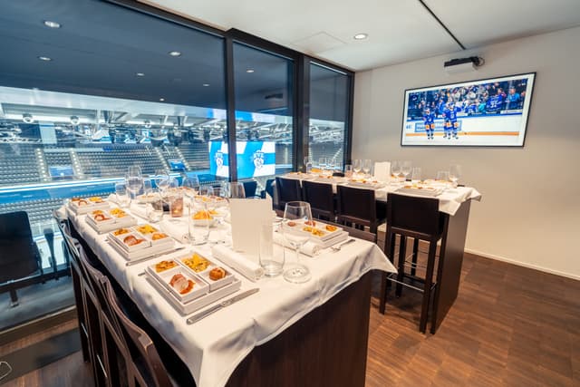 The Box Loge