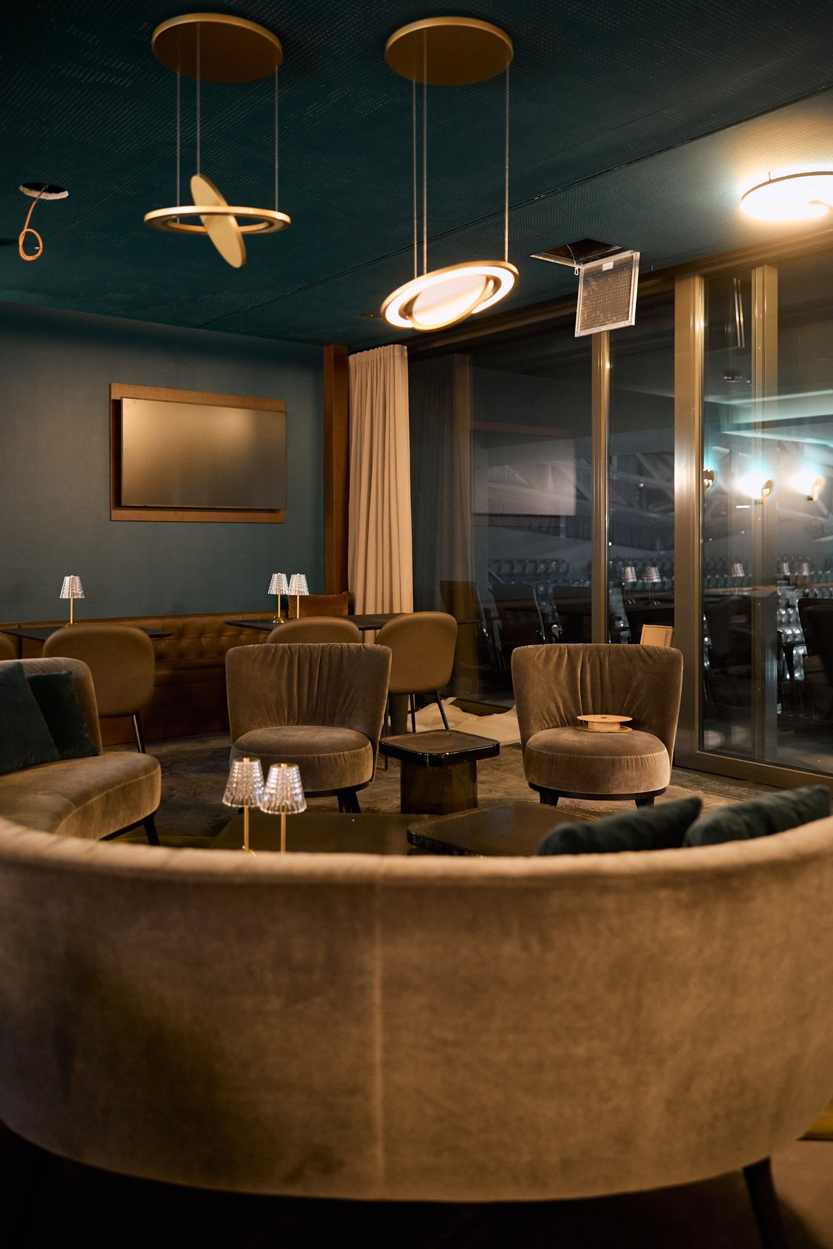 The Box Loge