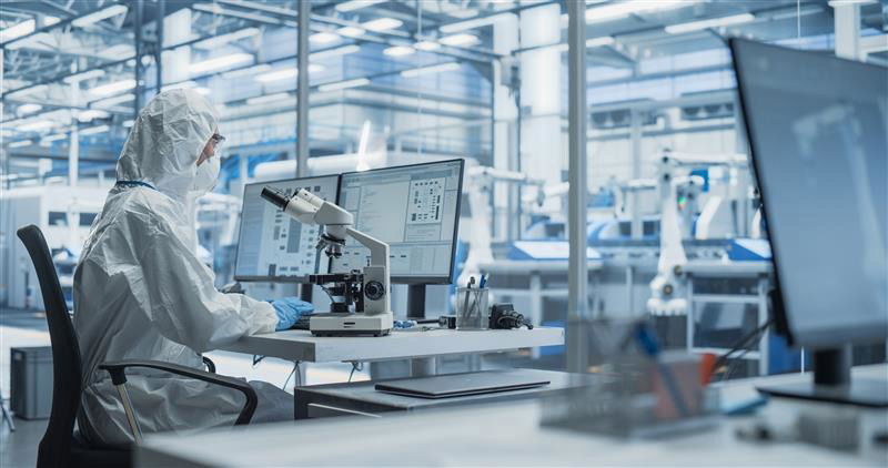 E-Mag cGMP-Reiniger/Trockner mit IO-Link